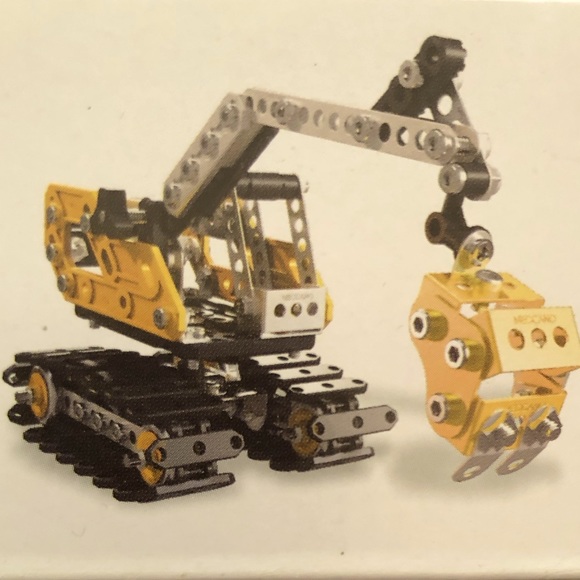 Meccano #16301 Excavator / Bulldozer 2-in-1 Models . New in Box. - Picture 3 of 7